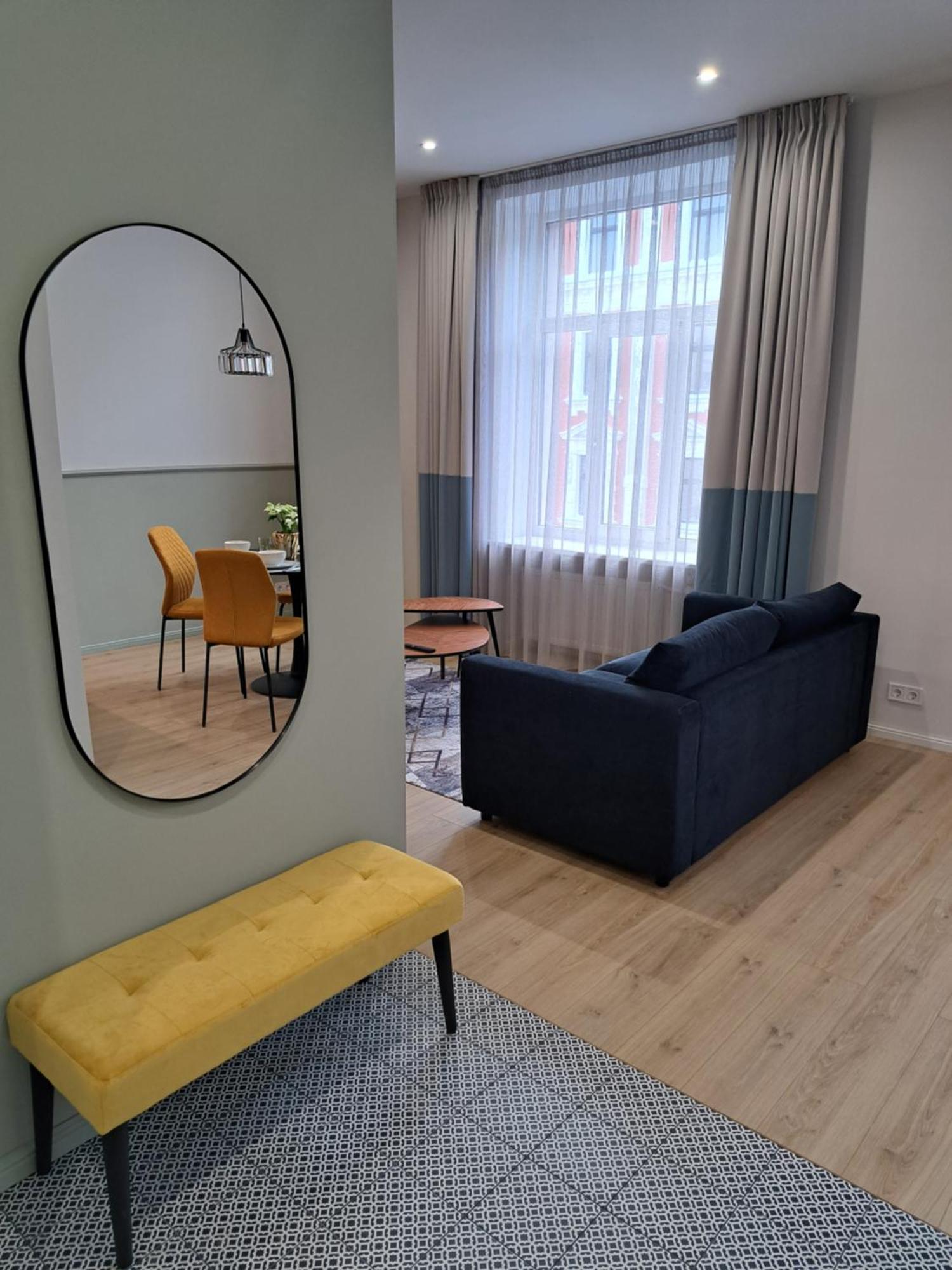 Golden Palms Apartment In The City Centre Riga Exterior foto